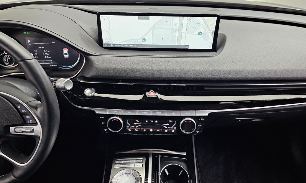 Genesis G80 Gasoline 2.5 Turbo AWD, 2022