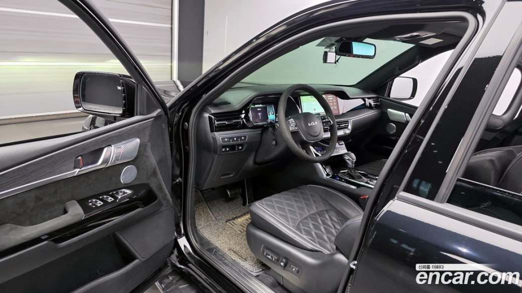 Kia Mohave Diesel 3.0 4WD 6-Seater, 2023