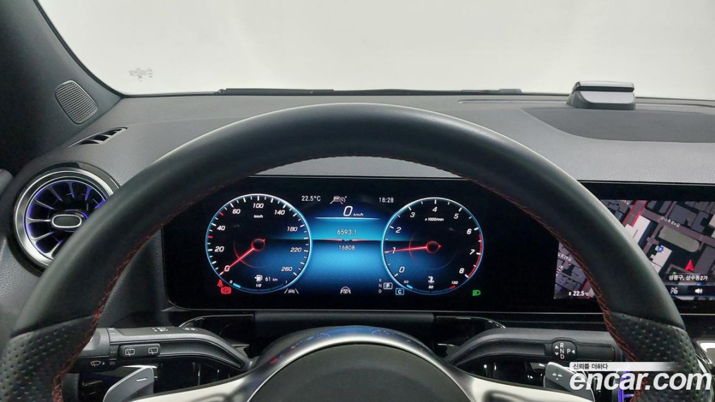 Mercedes-Benz GLA-Class GLA250 4MATIC, 2023