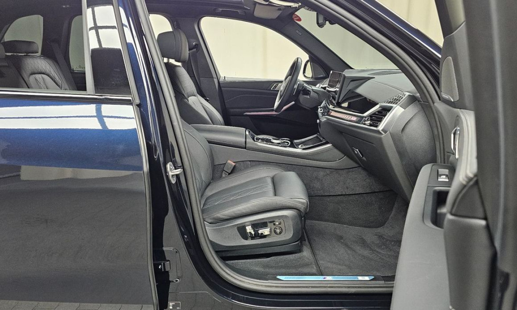 BMW X5 xDrive 40i M Sport, 2025