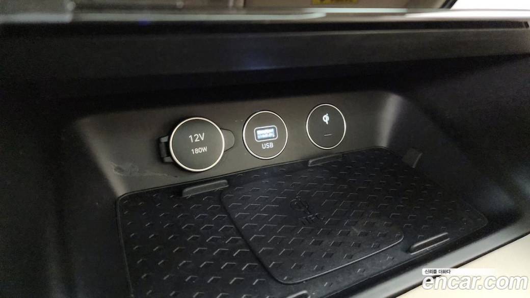 Genesis G70 Gasoline 2.5T 4WD, 2024