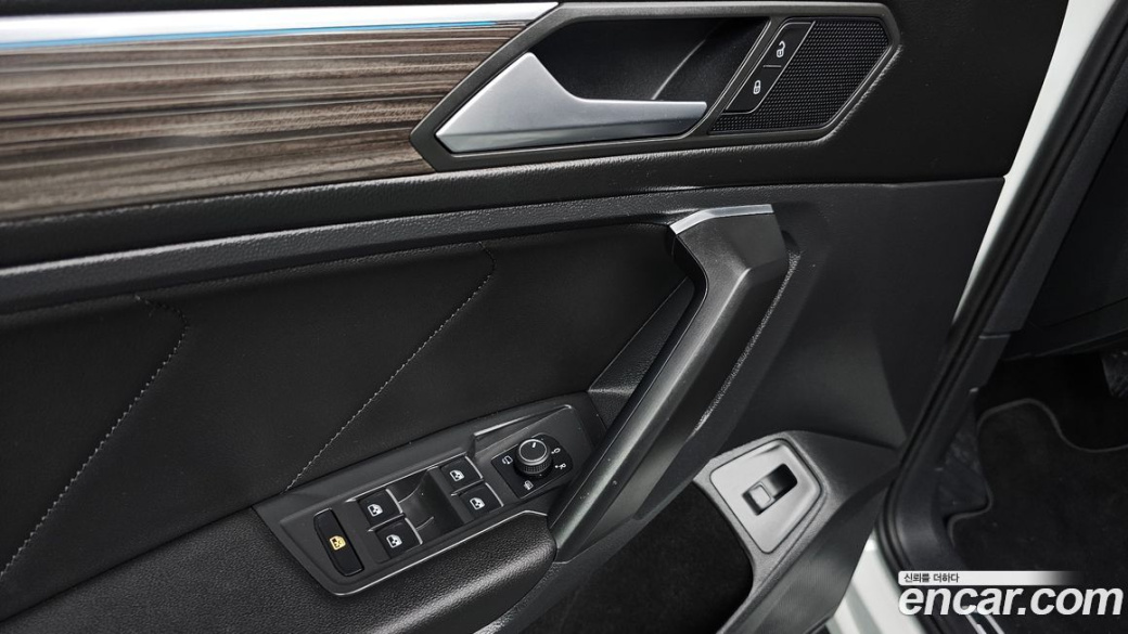Volkswagen Tiguan 2.0 TSI Prestige, 2023