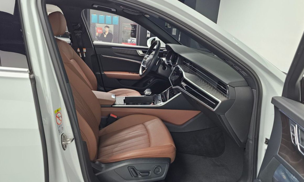 Audi A6 40 TDI Premium, 2022