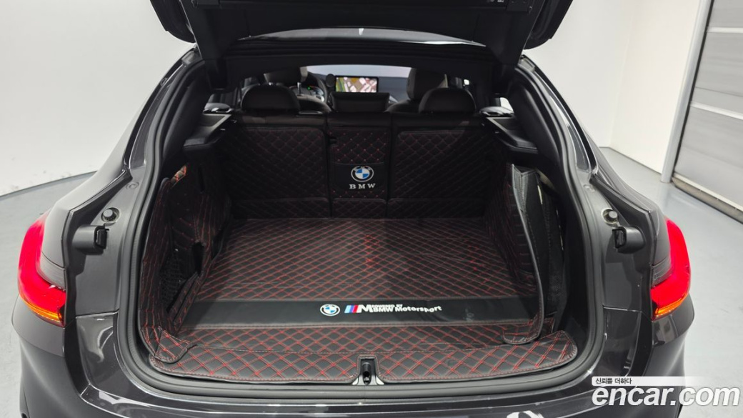 BMW X4 xDrive20i M Sports Pro, 2023