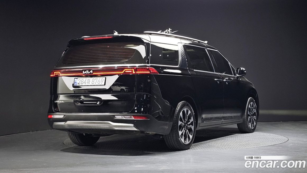 Kia Carnival 9-Seater Noblesse, 2023