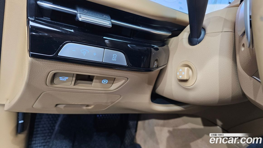 Genesis G80 Gasoline 2.5 Turbo 2WD, 2025