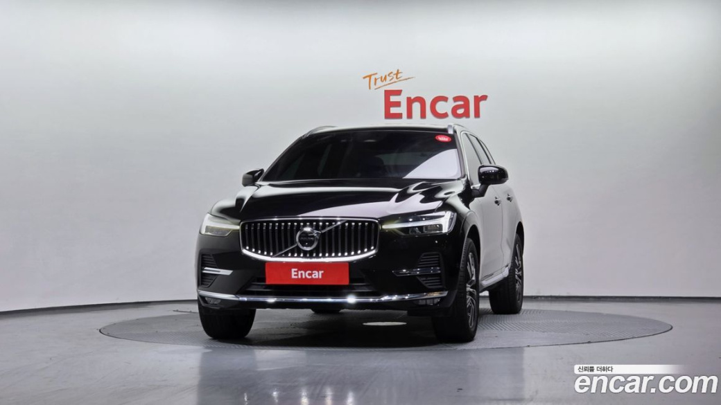 Volvo XC60 B5 Inscription, 2022