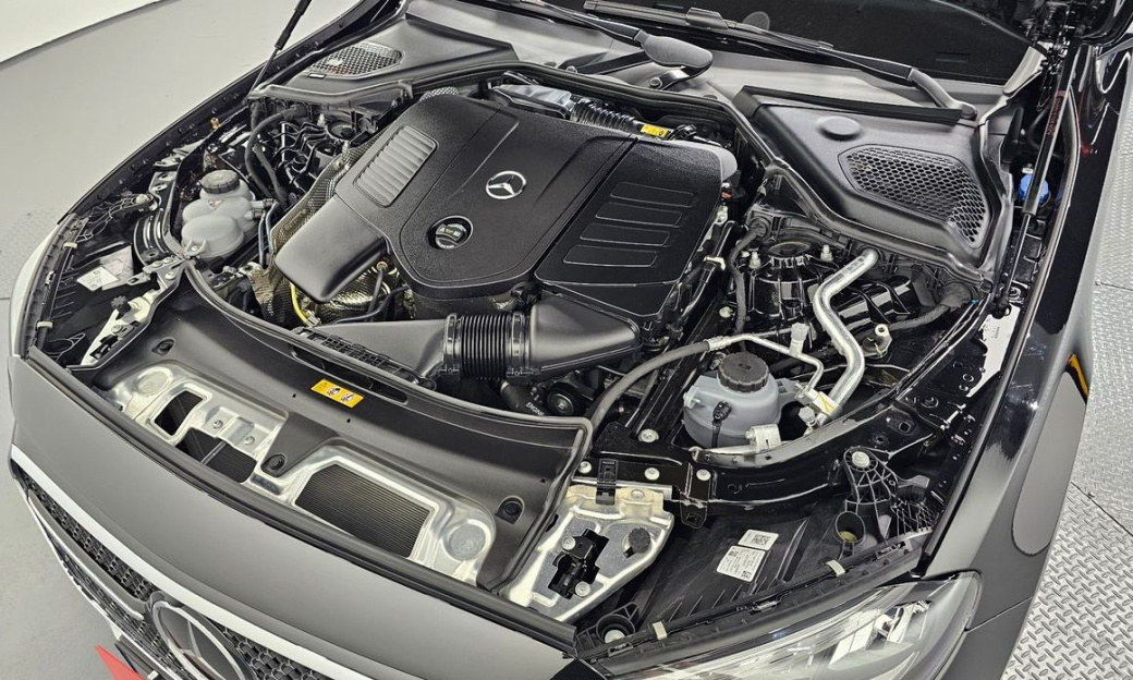 Mercedes-Benz E-Class E200 Avantgarde, 2025