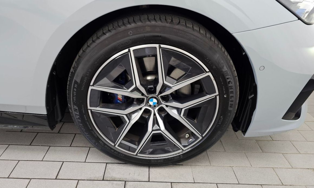 BMW 5-Series 520i M Sport, 2024