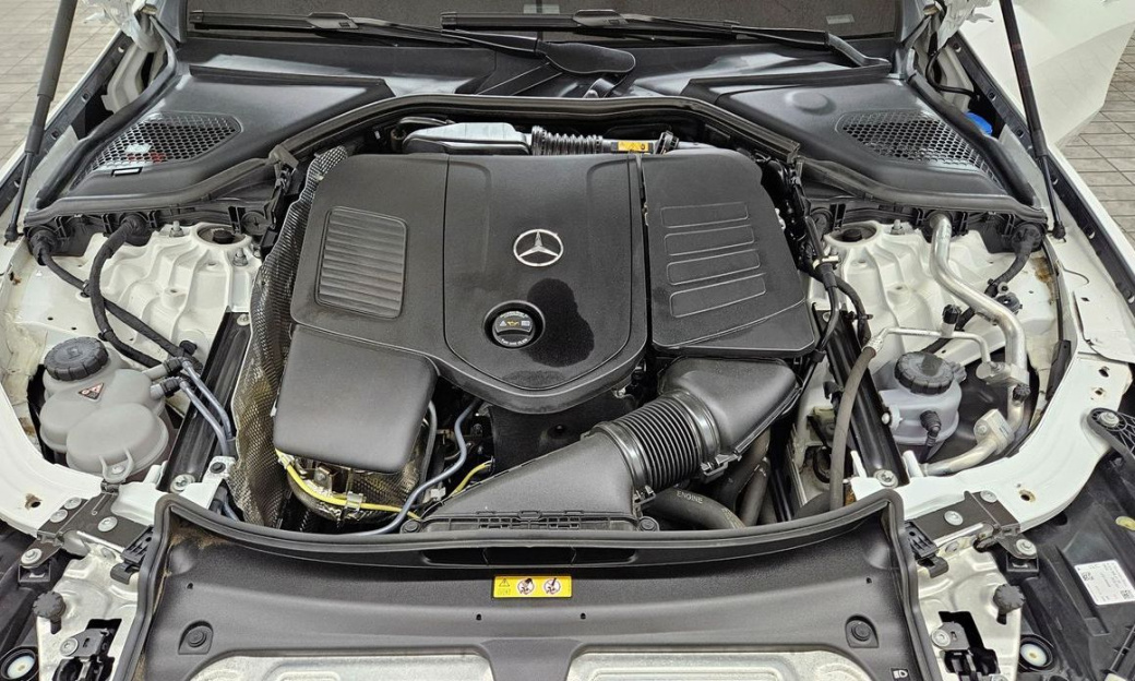 Mercedes-Benz E-Class E300 4MATIC Exclusive, 2024