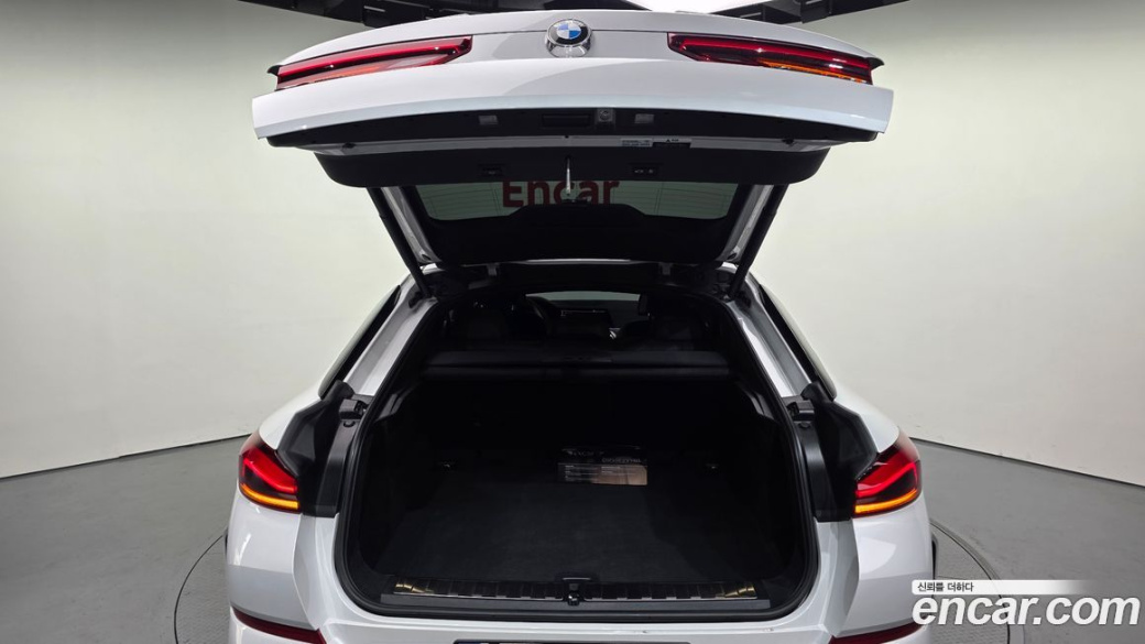 BMW X6 xDrive30d M Sport, 2022