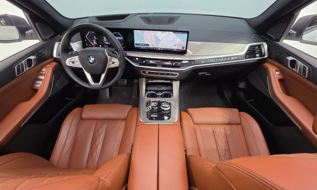BMW X7 xDrive 40i Design Pure Excellence 7-Seater, 2024