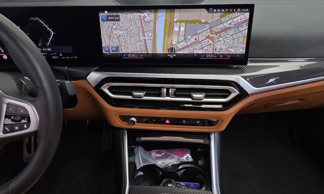 BMW 3-Series M340i Pro, 2024