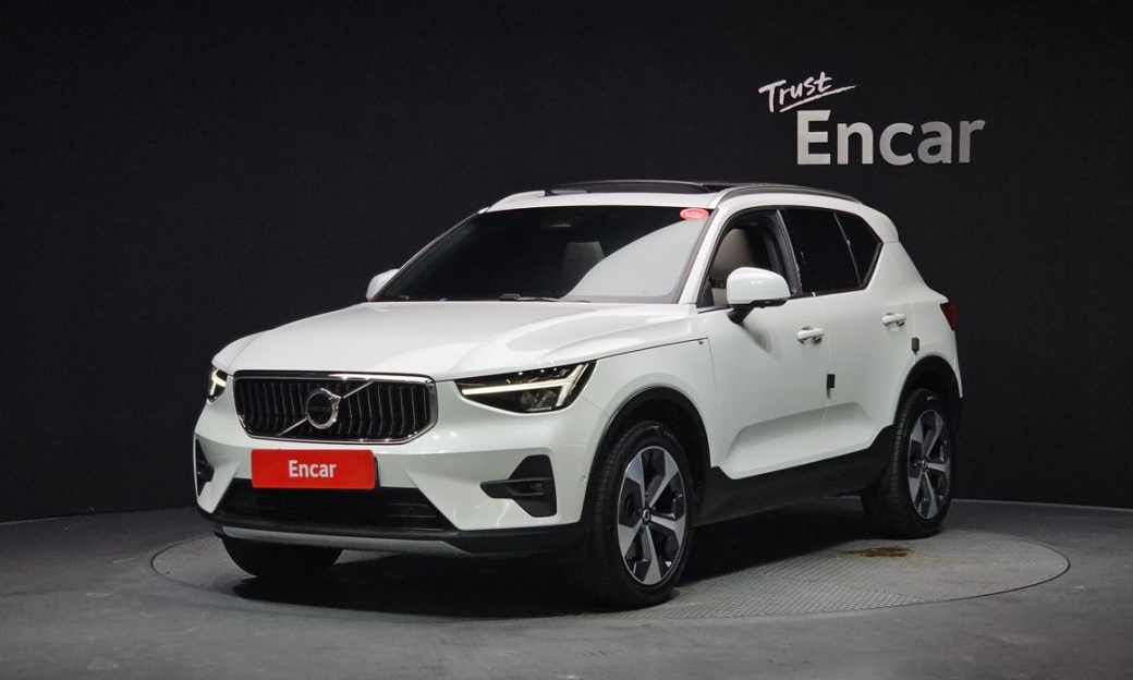 Volvo XC40 B4 Ultimate Bright, 2023