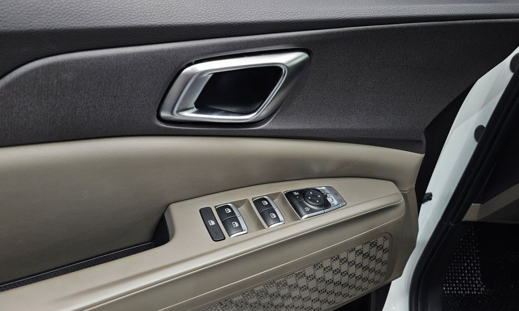 Kia Carnival 7-Seater Noblesse, 2025