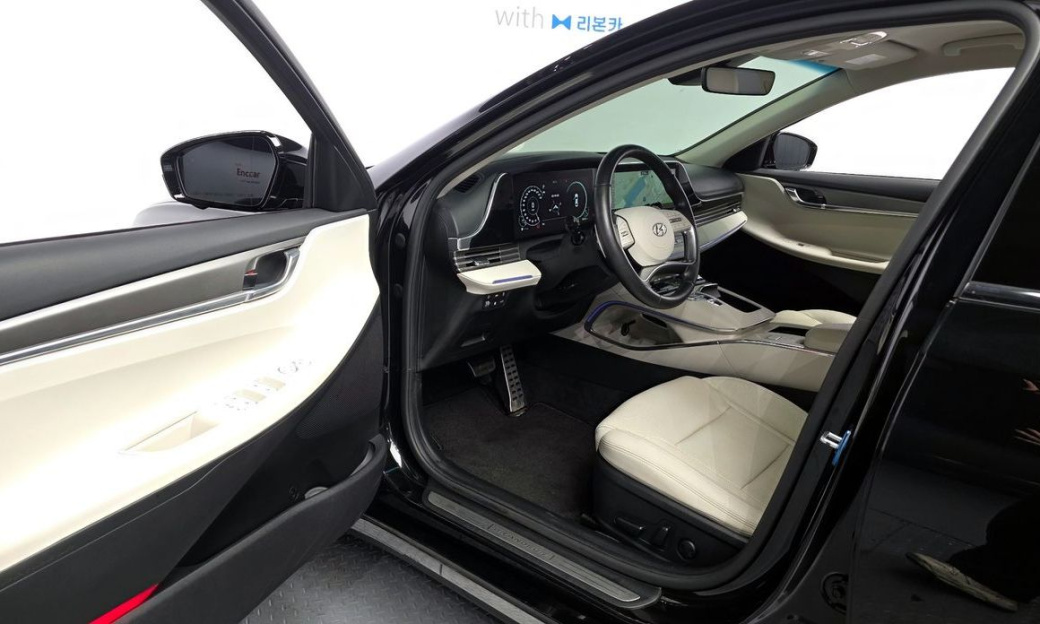 Hyundai Grandeur 2.5, 2022