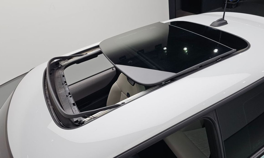 Mini Cooper Favoured, 2025