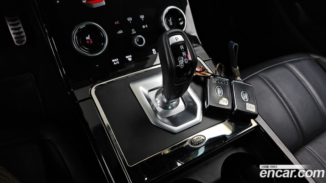 Land Rover Range Rover Evoque P250 R-Dynamic SE, 2021