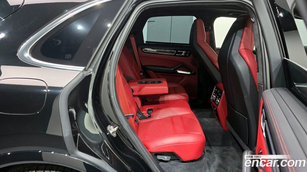 Porsche Cayenne 4.0 Turbo, 2023