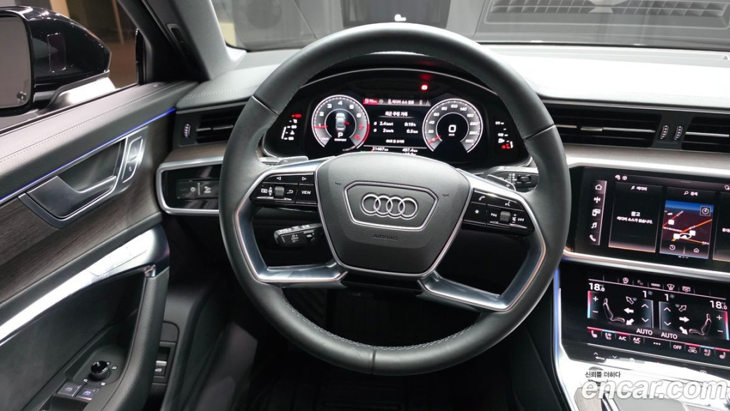 Audi A6 45 TFSI Quattro Premium, 2025