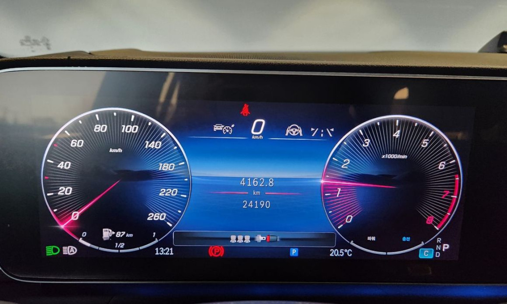 Mercedes-Benz GLE-Class GLE450 4MATIC, 2025