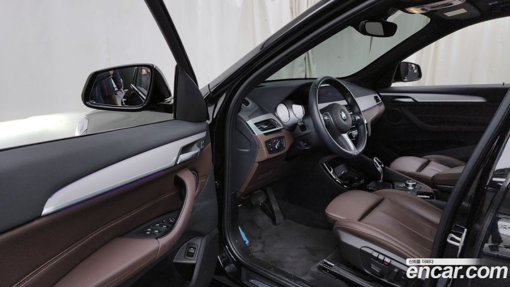 BMW X1 xDrive 20i M Sport, 2022