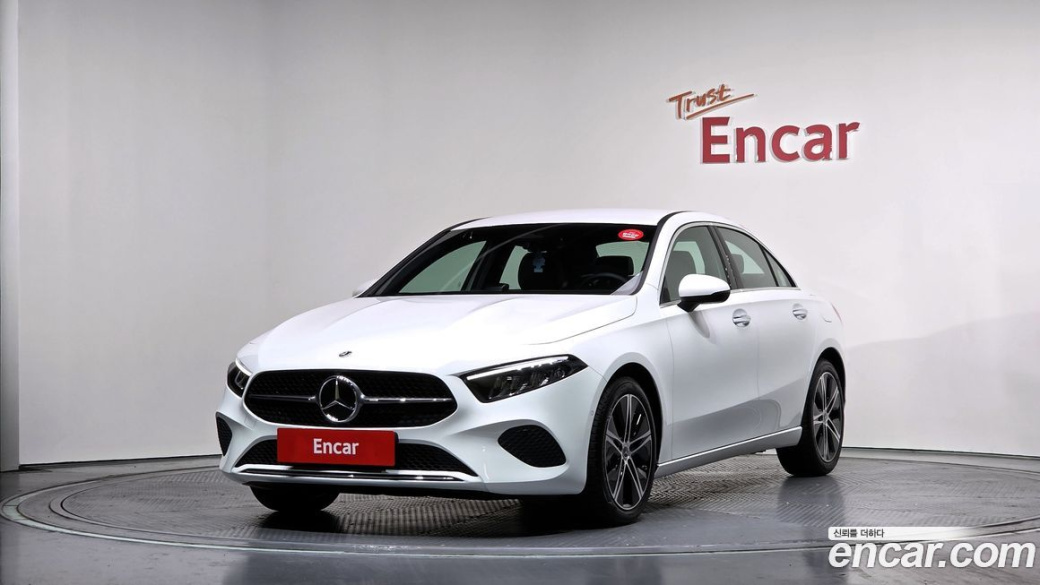 Mercedes-Benz A-Class A220 Sedan, 2025