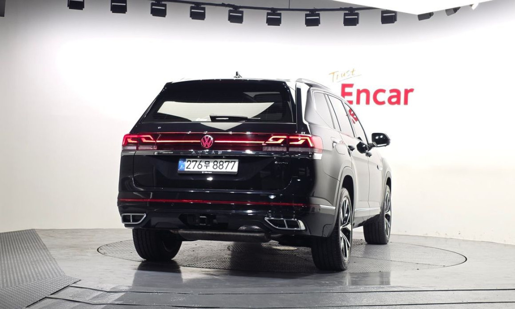 Volkswagen Atlas 2.0 TSI R-LINE 6-Seater, 2025