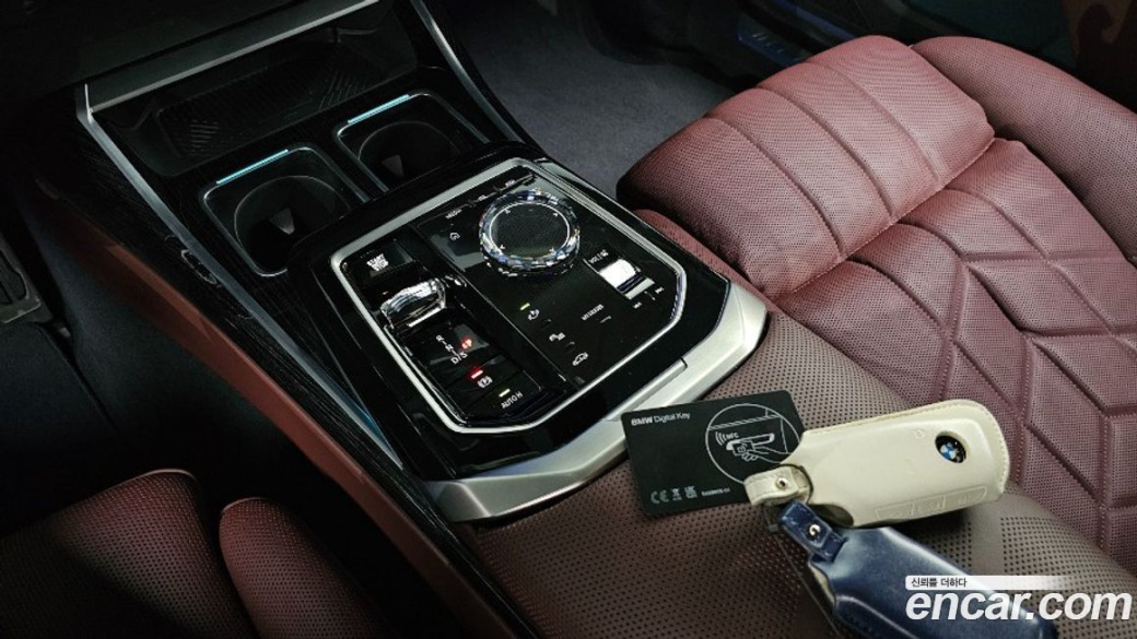 BMW 7-Series 740i xDrive M Sport, 2025