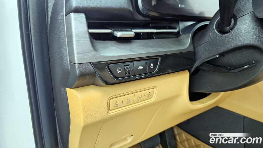 Kia Carnival 9-Seater Noblesse, 2022