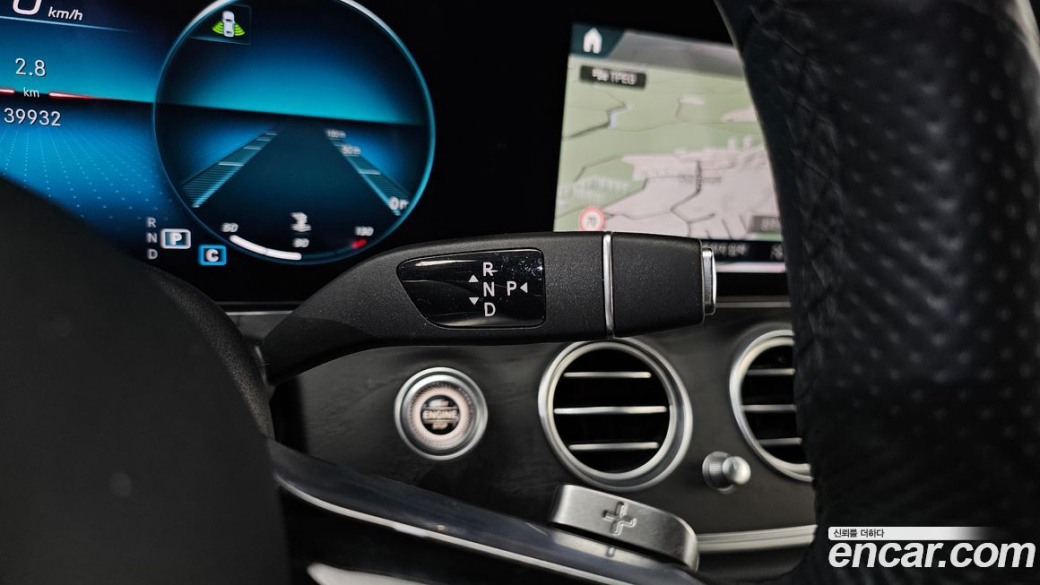 Mercedes-Benz E-Class E220d 4MATIC AMG Line, 2022