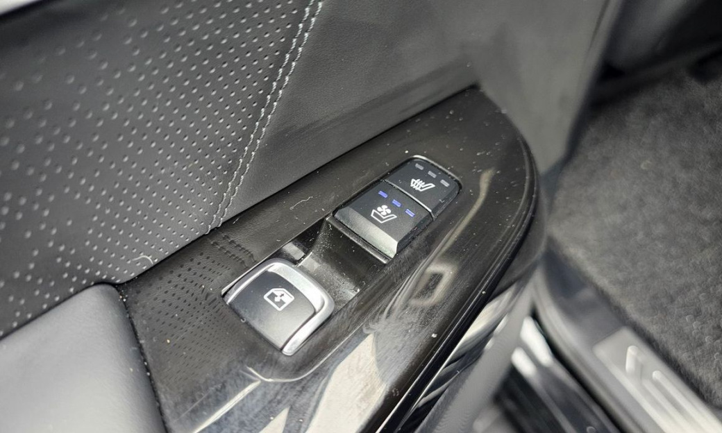 Kia Mohave Diesel 3.0 4WD 6-Seater, 2022