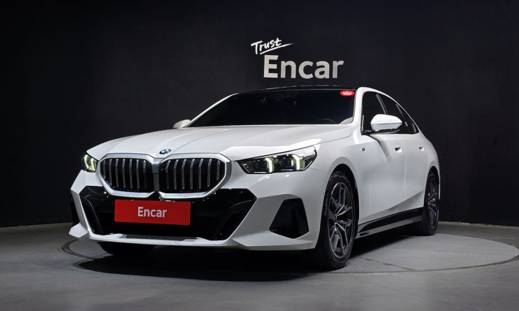 BMW 5-Series 520i M Sport, 2024