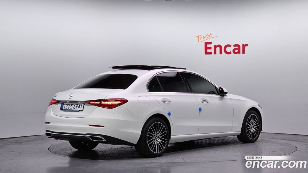 Mercedes-Benz C-Class C200 Avantgarde, 2025