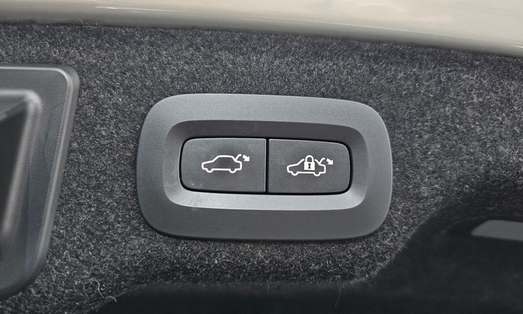 Volvo S90 B6 AWD Inscription, 2022