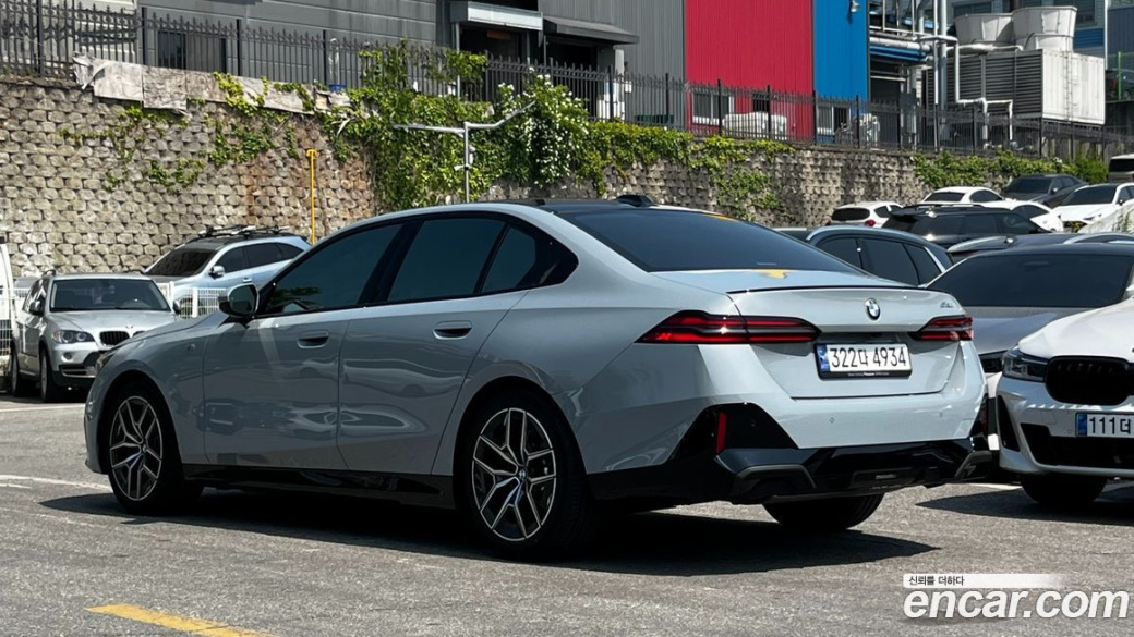 BMW 5-Series 520i Special Edition, 2024