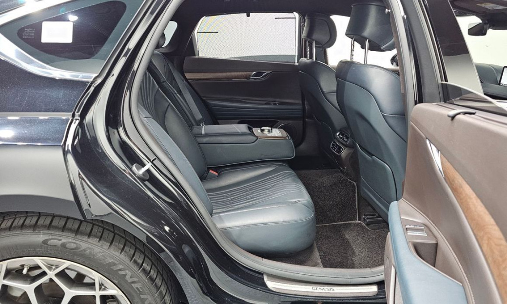 Genesis G80 Gasoline 2.5 Turbo AWD, 2024