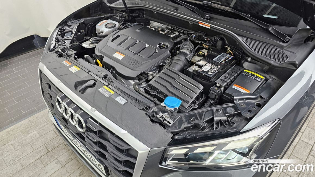 Audi Q2 35 TDI Premium, 2023