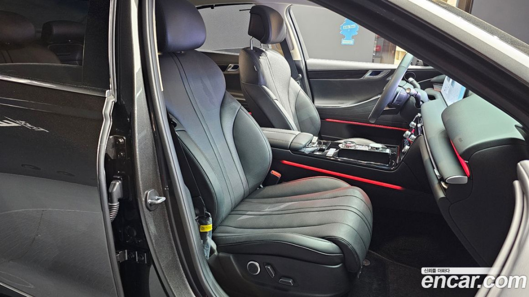 Genesis G80 Gasoline 2.5 Turbo AWD, 2026