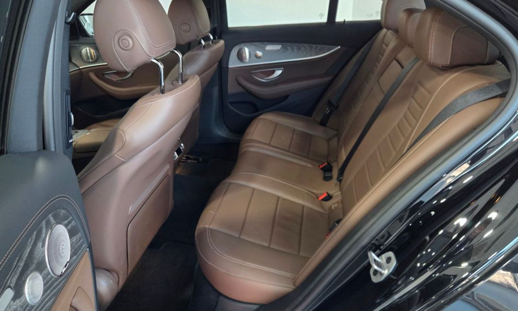 Mercedes-Benz E-Class E350 4MATIC Exclusive, 2023
