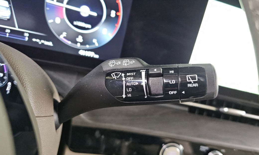 Kia Carnival 9-Seater Noblesse, 2023