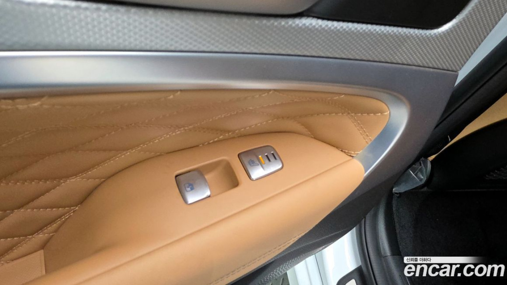Genesis G70 Gasoline 2.5T 4WD, 2024