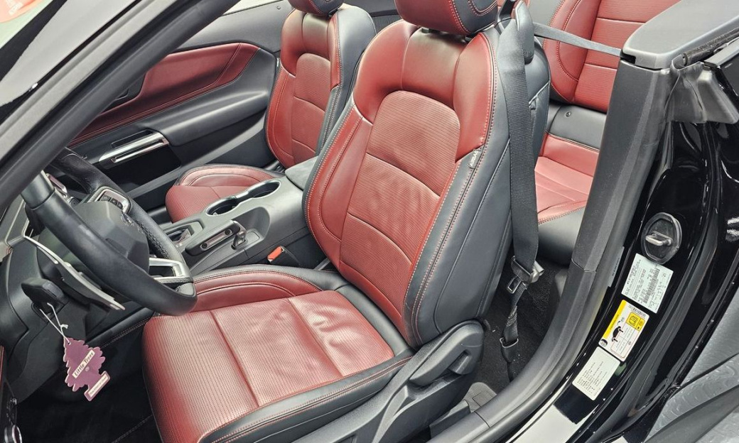 Ford Mustang 2.3 Ecoboost Premium Convertible, 2024