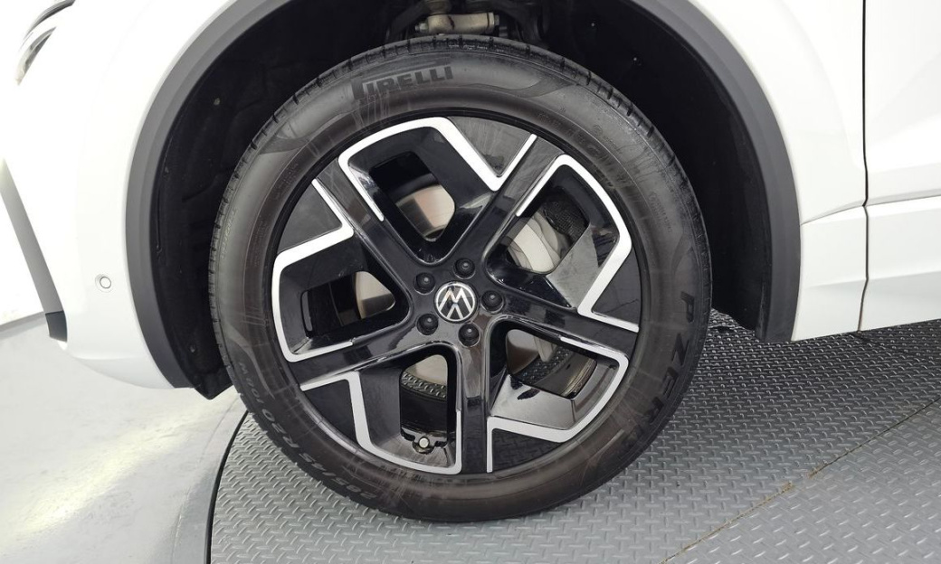 Volkswagen Touareg 3.0 TDI Prestige, 2025