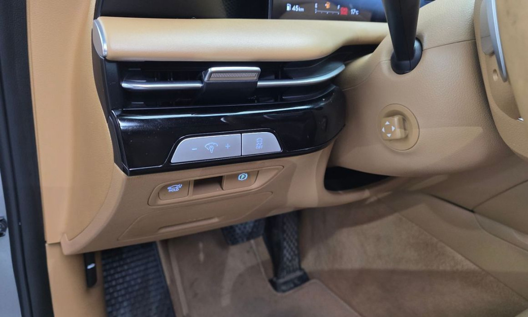 Genesis G80 Gasoline 2.5 Turbo AWD, 2025