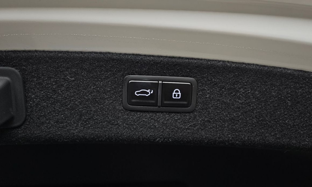 Genesis G80 Gasoline 2.5 Turbo 2WD, 2026