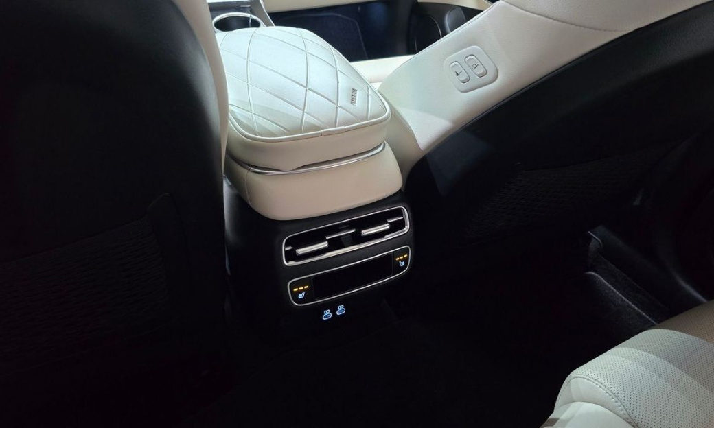 Genesis GV70 2.5T Gasoline 2WD, 2025
