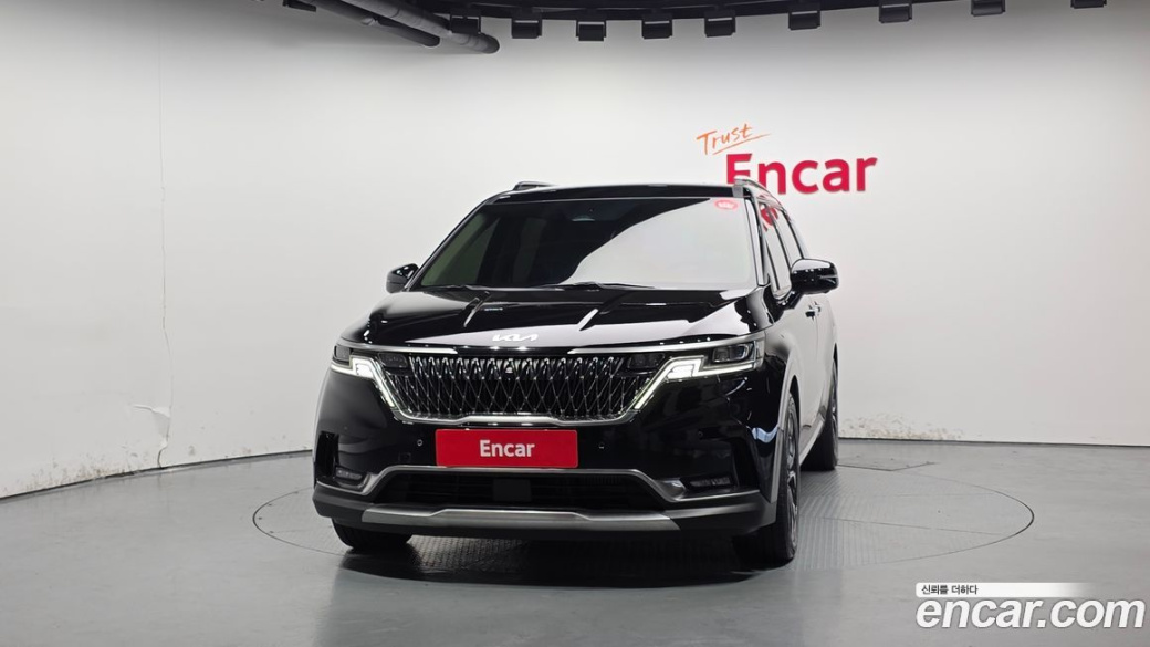 Kia Carnival 9-Seater Signature, 2023