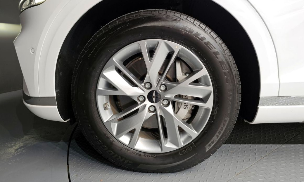 Genesis GV70 2.5T Gasoline 2WD, 2025
