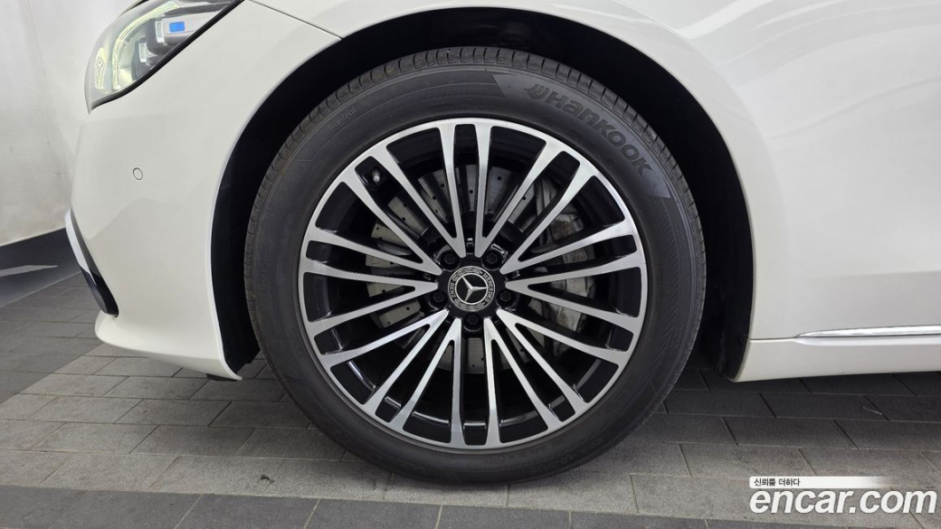 Mercedes-Benz S-Class S350 d, 2022